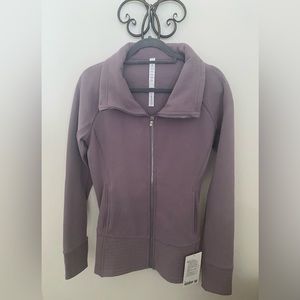 NWT Lululemon Radiant jacket, Violet size 8